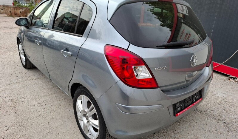 
OPEL CORSA 1.4 EDITION 111 JAHRE 2010 EURO 5 full									