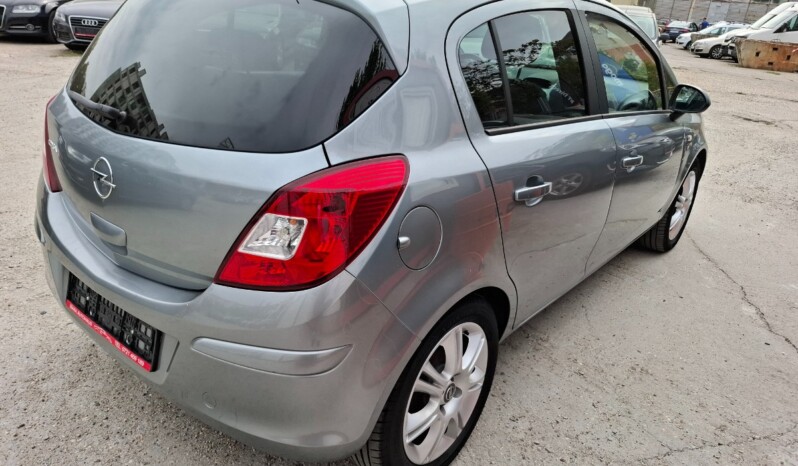 
OPEL CORSA 1.4 EDITION 111 JAHRE 2010 EURO 5 full									