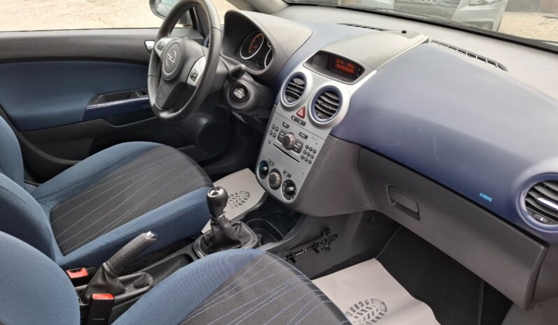 
OPEL CORSA 1.4 EDITION 111 JAHRE 2010 EURO 5 full									